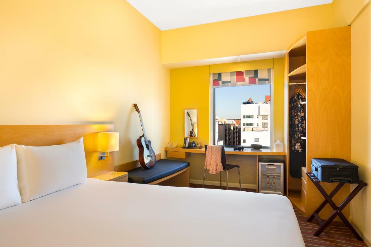 Ibis Al Rigga Hotel Дубай Екстериор снимка